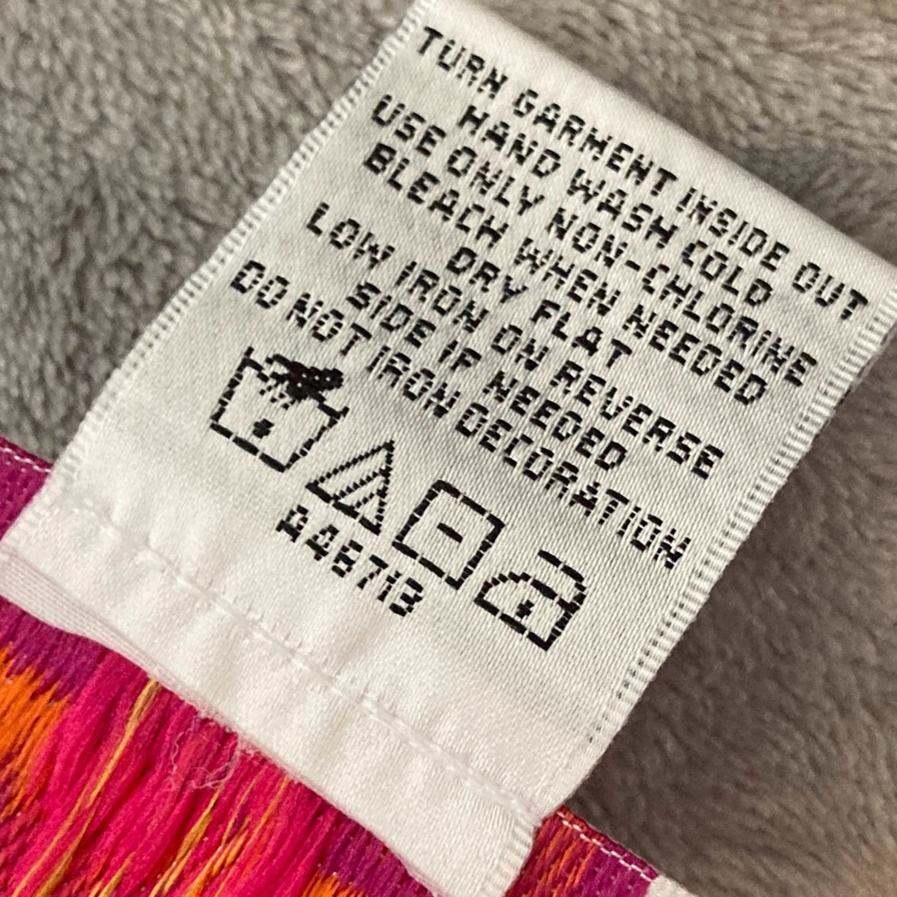 Quacker Factory Pink Cotton Short Sleeve Tee with Beaded Parrot - Picture 5 of 16